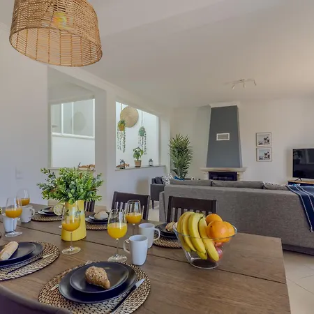 Feriehus #375 Spacious Townhouse With Pool, Bbq & Parking