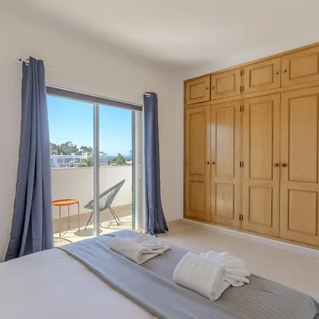 Feriehus #375 Spacious Townhouse With Pool, Bbq & Parking