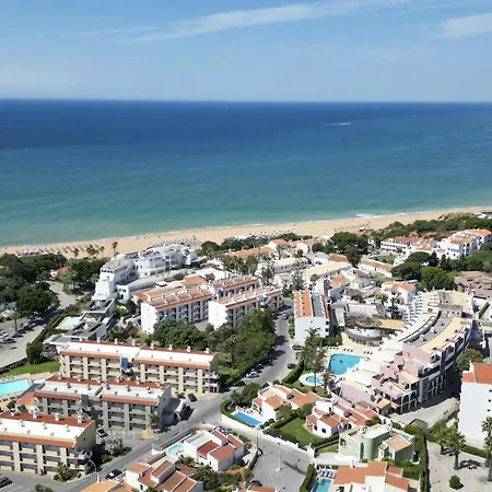 #375 Spacious Townhouse With Pool, Bbq & Parking Сasa de vacaciones *